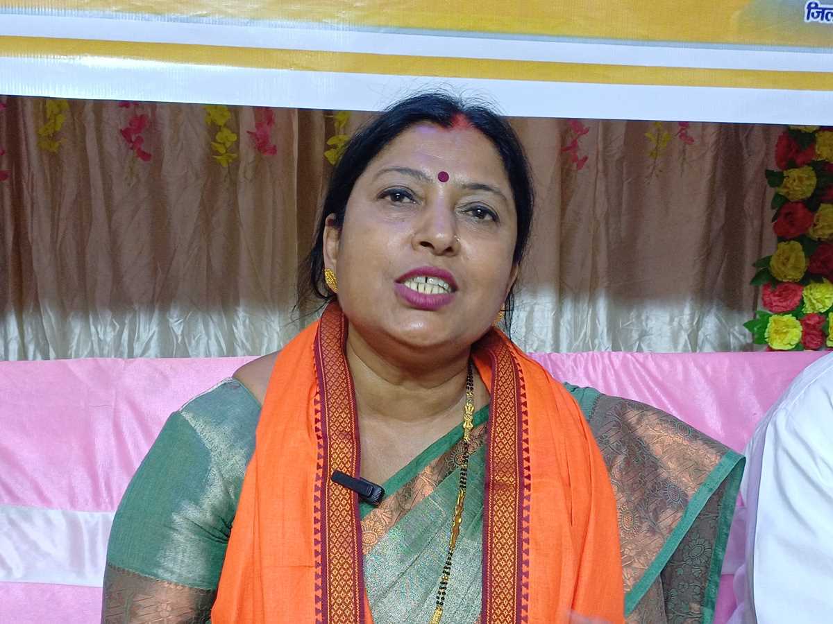 वक्फ विधेयक पर ममता बनर्जी के रुख को लेकर भाजपा सांसद का तंज, वह विकास की अवरोधक हैं